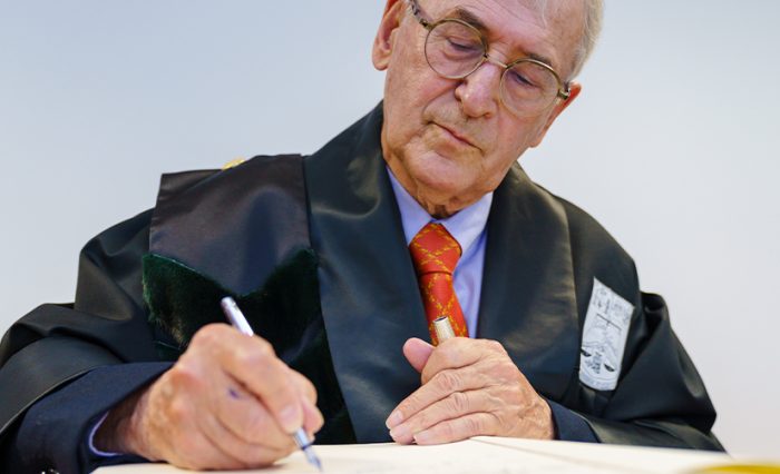 DHC Manfred Kets de Vries - STIRE