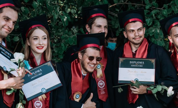 absolventi unibuc revisal cel mai bine platiti SLIDER